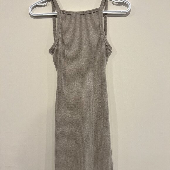 Aritzia low back dress - Picture 1 of 3